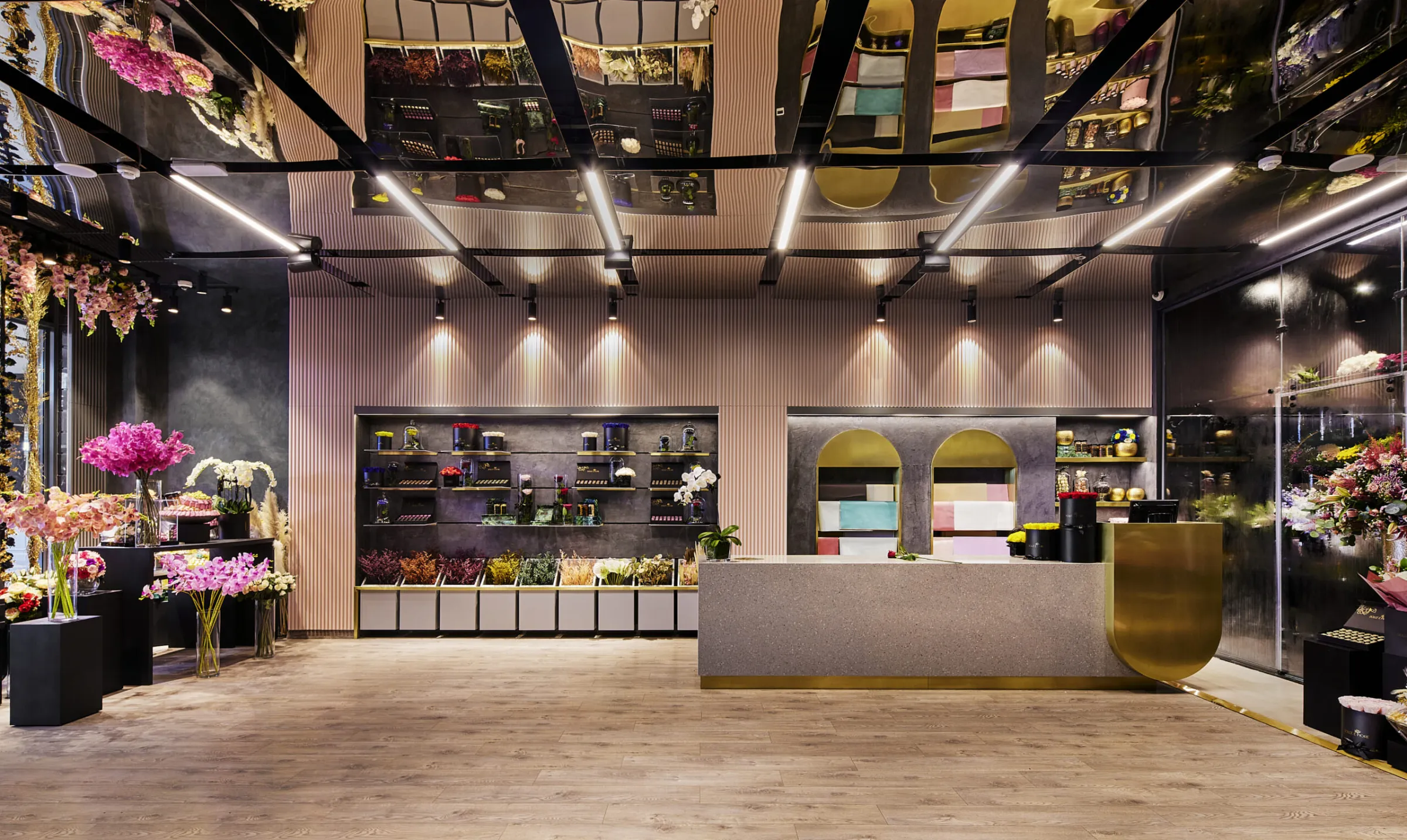 Dolce e Fiore Avenue Mall, Dubai — view 5