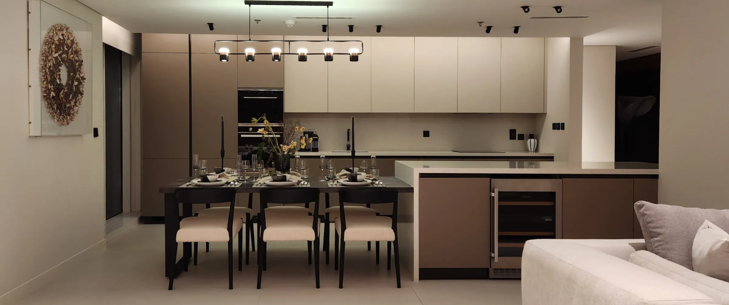 Emirates Crown Apartment — view 2